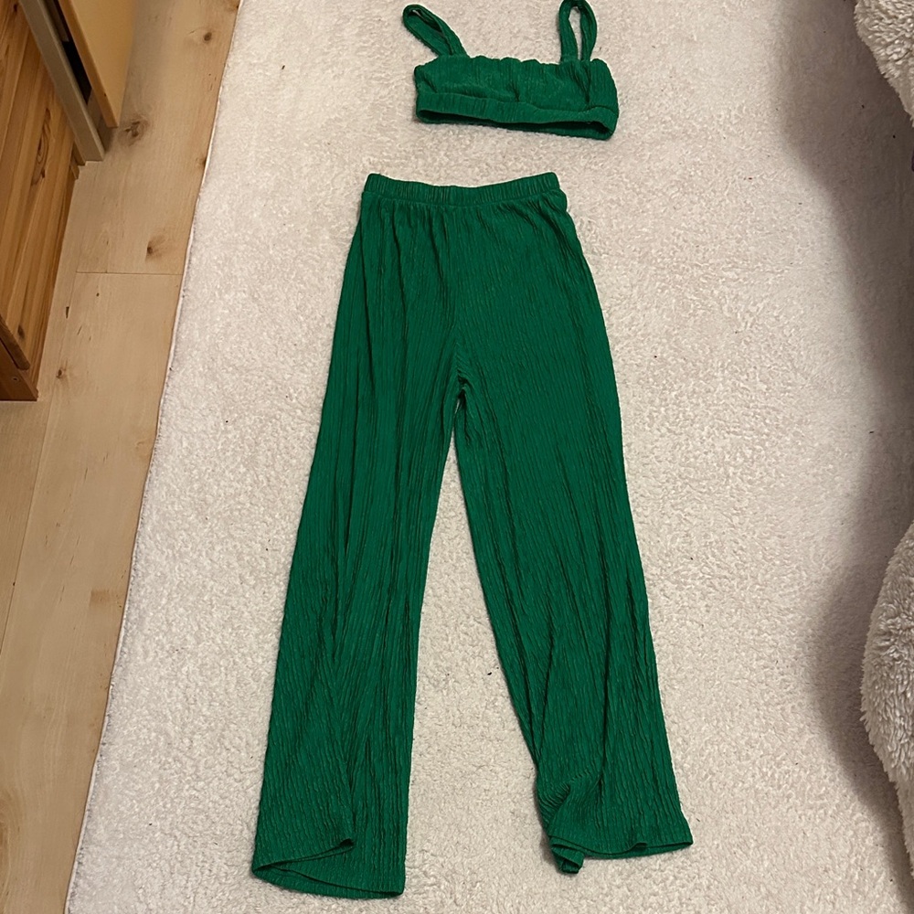 Green Ribbed Two-Piece Set - Crop Top & Wide Leg Pants